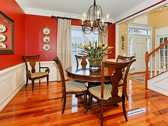 4th image of 5946 Tumble Creek Ct
