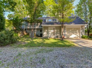 16 Maddox Pond Rd, Biddeford, ME 04005