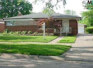 1566 N Fontaine Ave, Madison Heights, MI