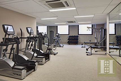 2nd image of 90 Lexington Ave APT 1A