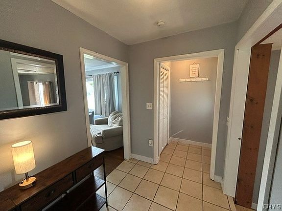 5th image of 117 Lake St
