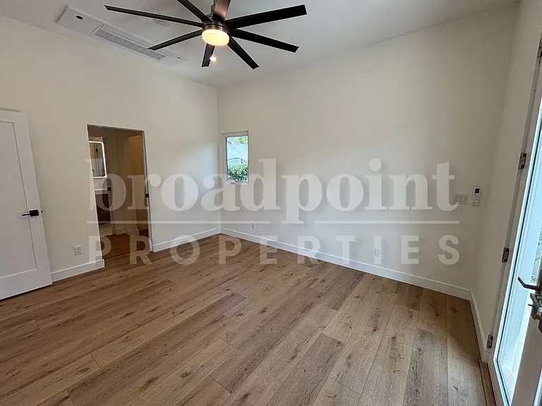 2908-10 Calle De Malibu — Photo 8