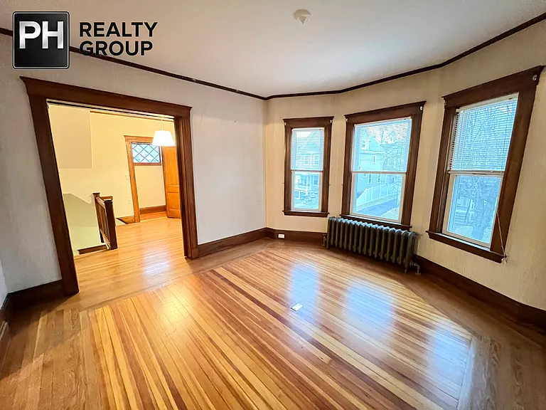44 Capitol St — Photo 5