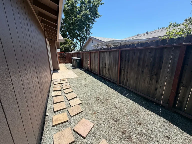 10181 De Soto Way — Photo 12