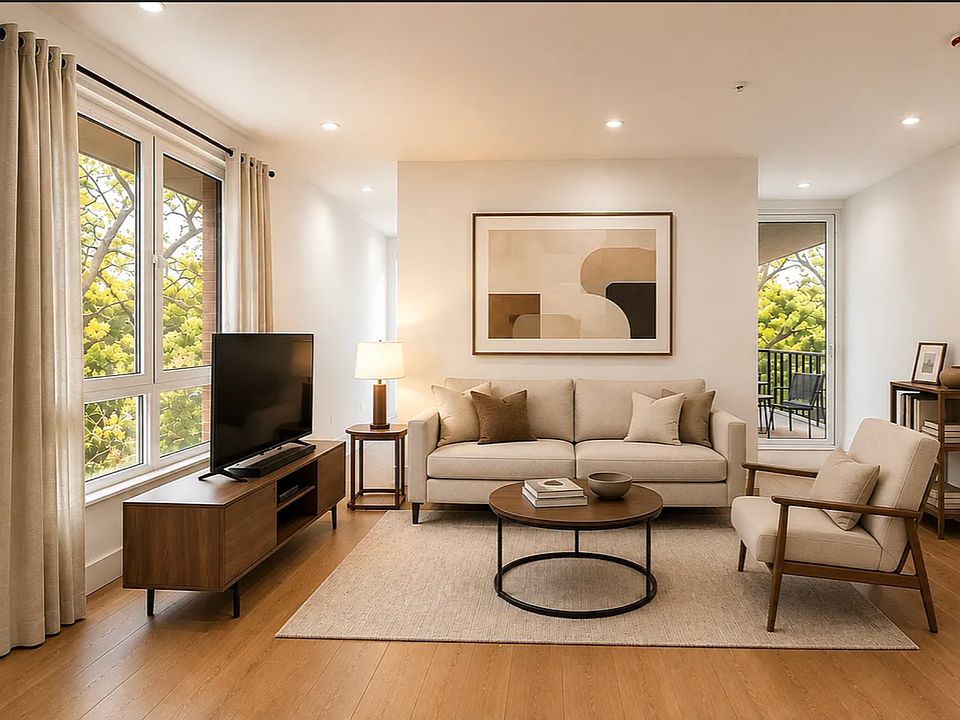 1st image of 3018 Farragut Rd #4DL
