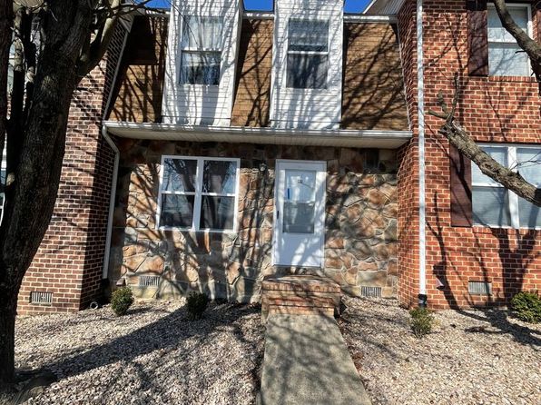 134 Holly Hill St