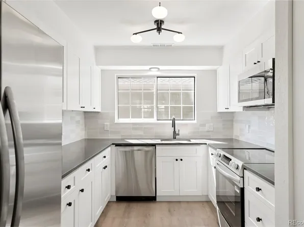 3415 S Ammons Street Bldg 24 #6, Lakewood, CO 80227