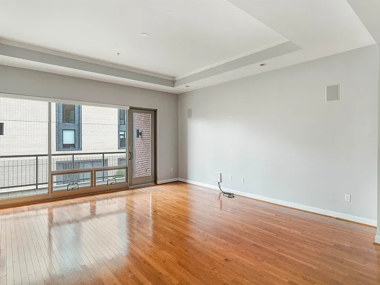 112 5th St SE #3D — Photo 5