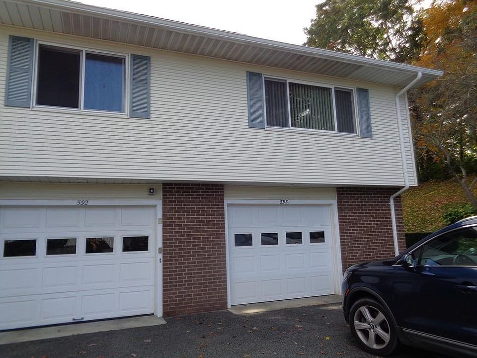 1st image of 593 Pocasset Ct #127