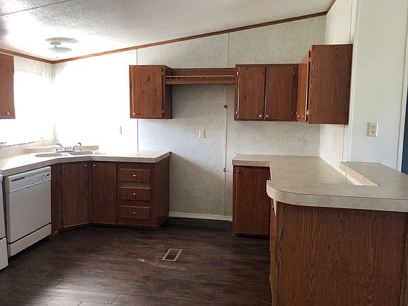 4th image of 9627 Cypress Dr