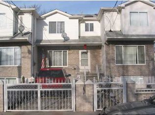 35 Winfield St, Staten Island, NY 10305