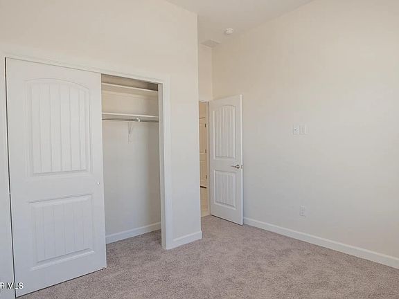 4th image of 152 Ruth Trl