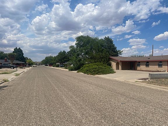 5th image of 229 Utah Dr