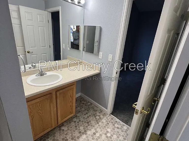 5705 N Genoa Way #208 — Photo 14