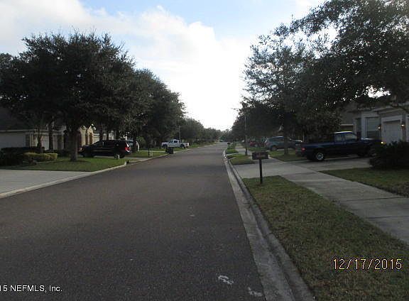 3rd image of 8246 Hedgewood Dr