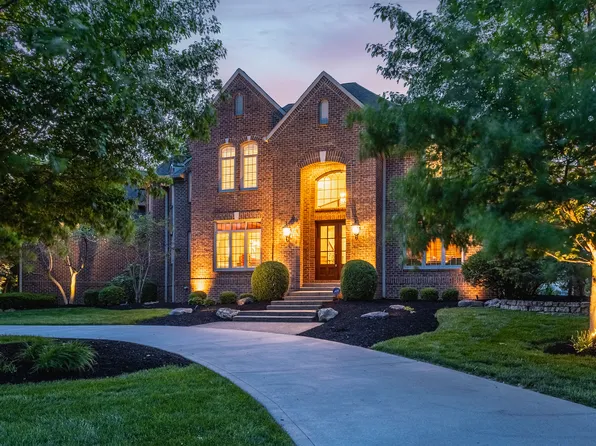 13986 Salsbury Creek Dr, Carmel, IN 46032