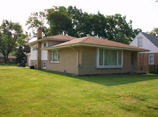 7001 S Roberts Rd, Bridgeview, IL 60455