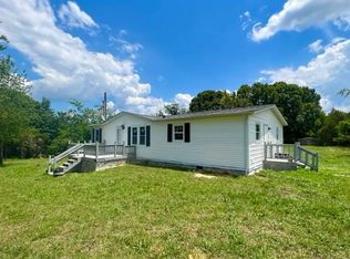 326 Step Rock Hill Rd, Cookeville, TN 38501