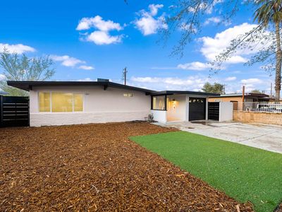 1045 W Avenue J12, Lancaster, CA, 93534