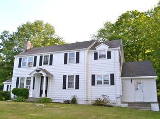 126 S Main St, Newtown, CT 06470