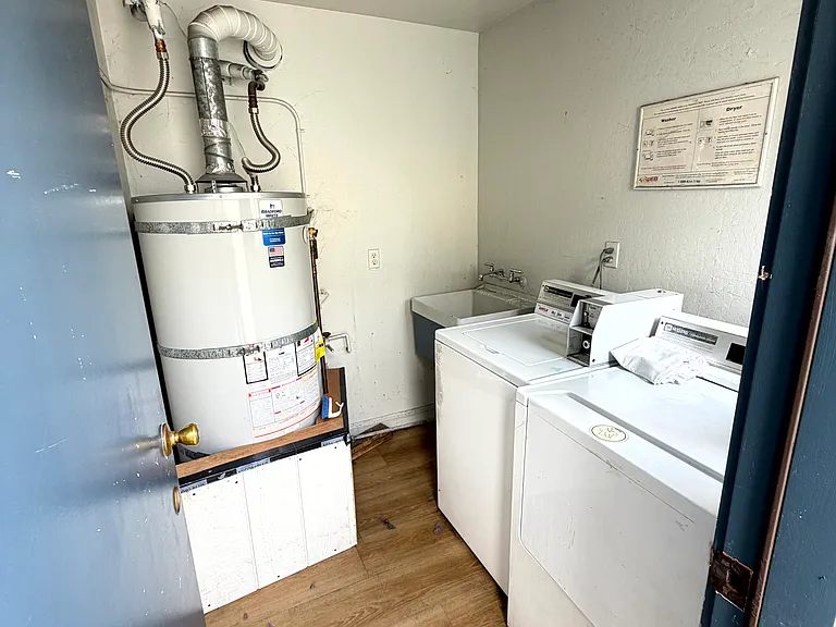 814 Orchard Ave — Photo 29