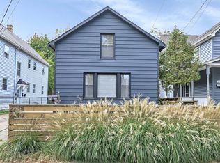 2238 W 10th St, Cleveland, OH 44113