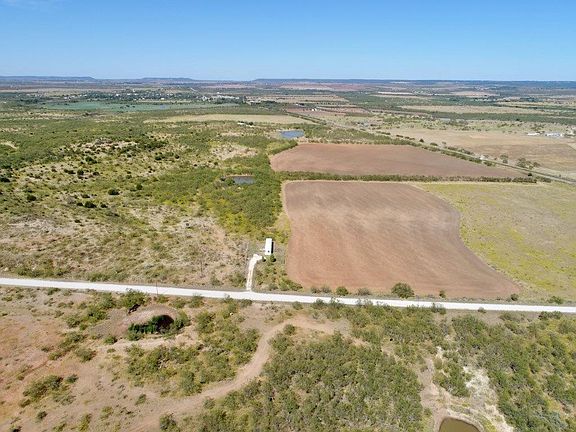 4th image of 210 County Road 170