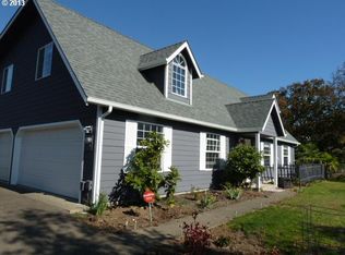 151 Ridgecrest Dr, Roseburg, OR 97471