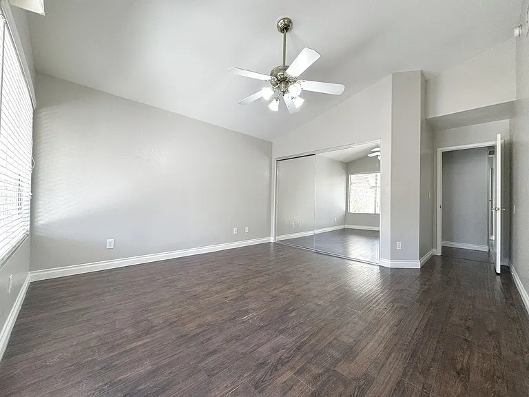 325 Cavalla St — Photo 13