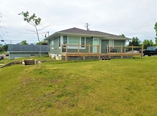 501 Sand Lake Rd, Onalaska, WI 54650