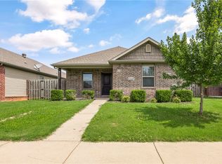 4002 SW Capstone Ave, Bentonville, AR 72712