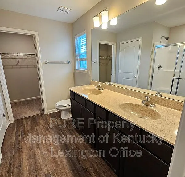 121 Forester Ct — Photo 24
