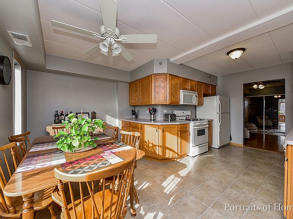 4th image of 6970 Heritage Cir APT 2C