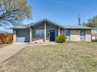 2301 Halifax Dr, Carrollton, TX 75006