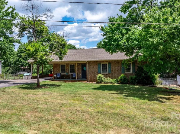 4652 Bethel Church Rd, Hickory, NC 28602