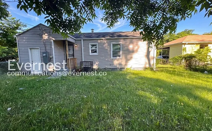 5725 Avenue O — Photo 16