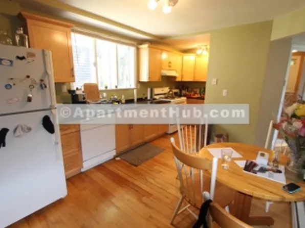 260 Brookline St #1, Cambridge, MA 02139