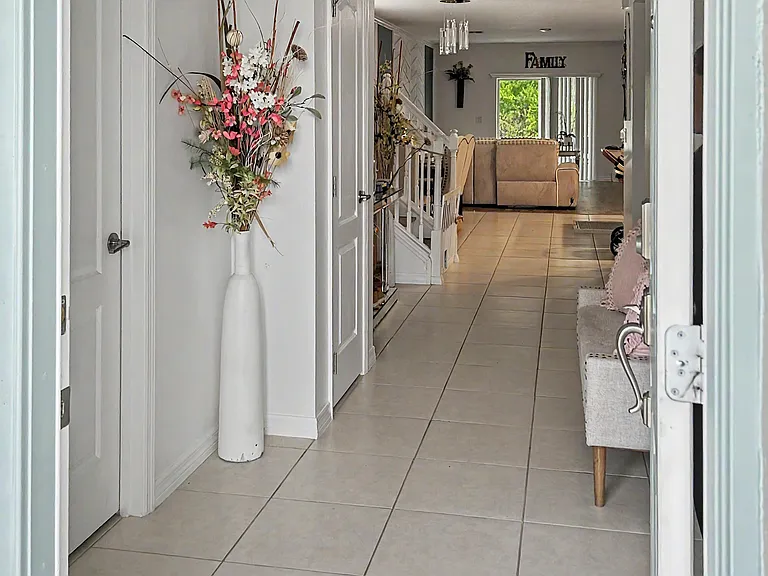 2239 Canyon Breeze Ave — Photo 3