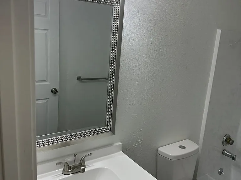 Meadow Creek Apartments — Photo 20