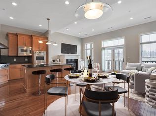 13 Regency Pl, Weehawken, NJ 07086