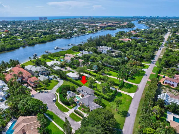 2940 Marys Way, Palm Beach Gardens, FL 33410