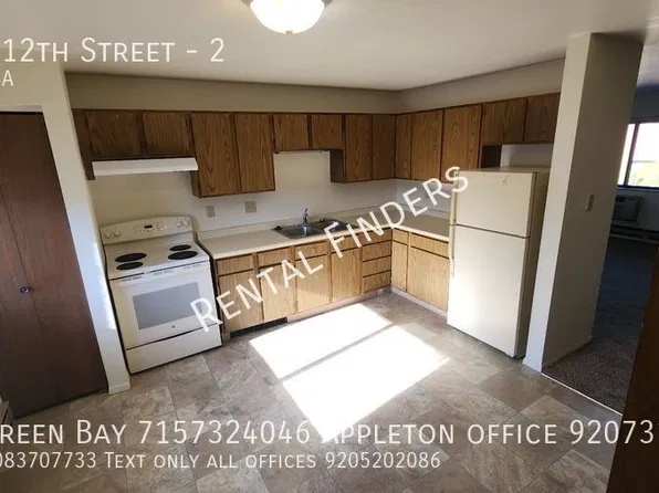 1113 12th St #2, Baraboo, WI 53913