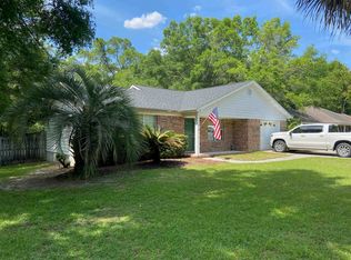 108 Eagles Ridge Dr, Crawfordville, FL 32327