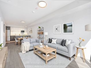 664 Spadina Ave #202, Toronto, ON M5S 2H8