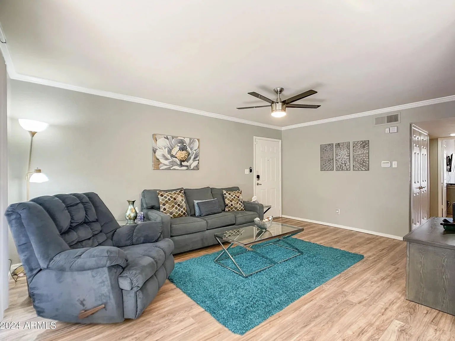 2 bed, 2.0 bath, 955 sqft, $2,200 — Photo 3