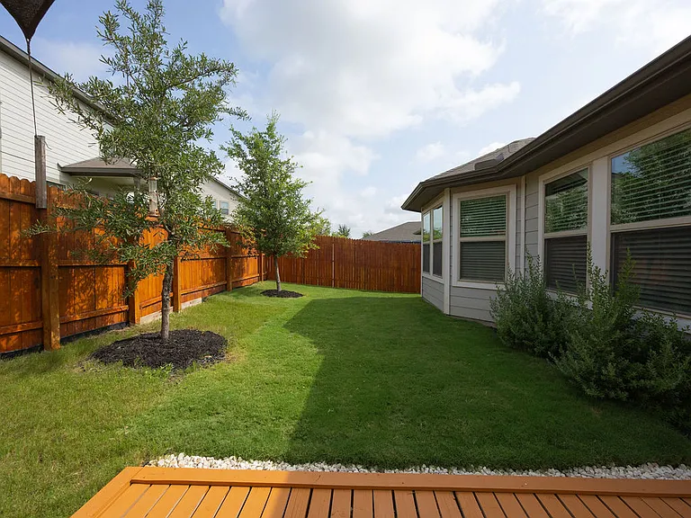 4521 Longhorn Crst — Photo 34