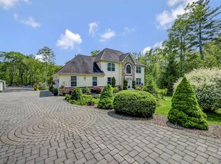 251 Scenic Dr, Blakeslee, PA
