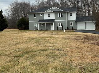 8039 Chancellor Rd, Fredericksburg, VA 22407