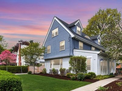 311 Clark Rd, Brookline, MA, 02445