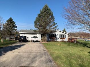 W5458 Briarwood Rd, Elkhorn, WI 53121